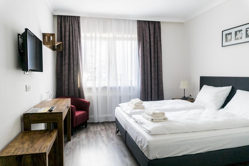 Pension Zum Meridianstein Gmund  Luaran gambar